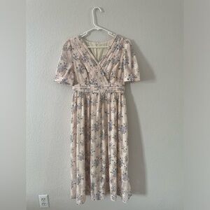 Chicwish Floral V-neck Midi dress